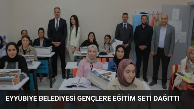 Eyyübiye Belediyesi Gençlere Eğitim Seti Dağıttı